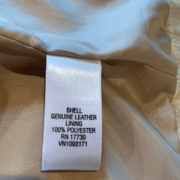 Cheroke Suede jacket, size small, light tan - Picture 6 of 9